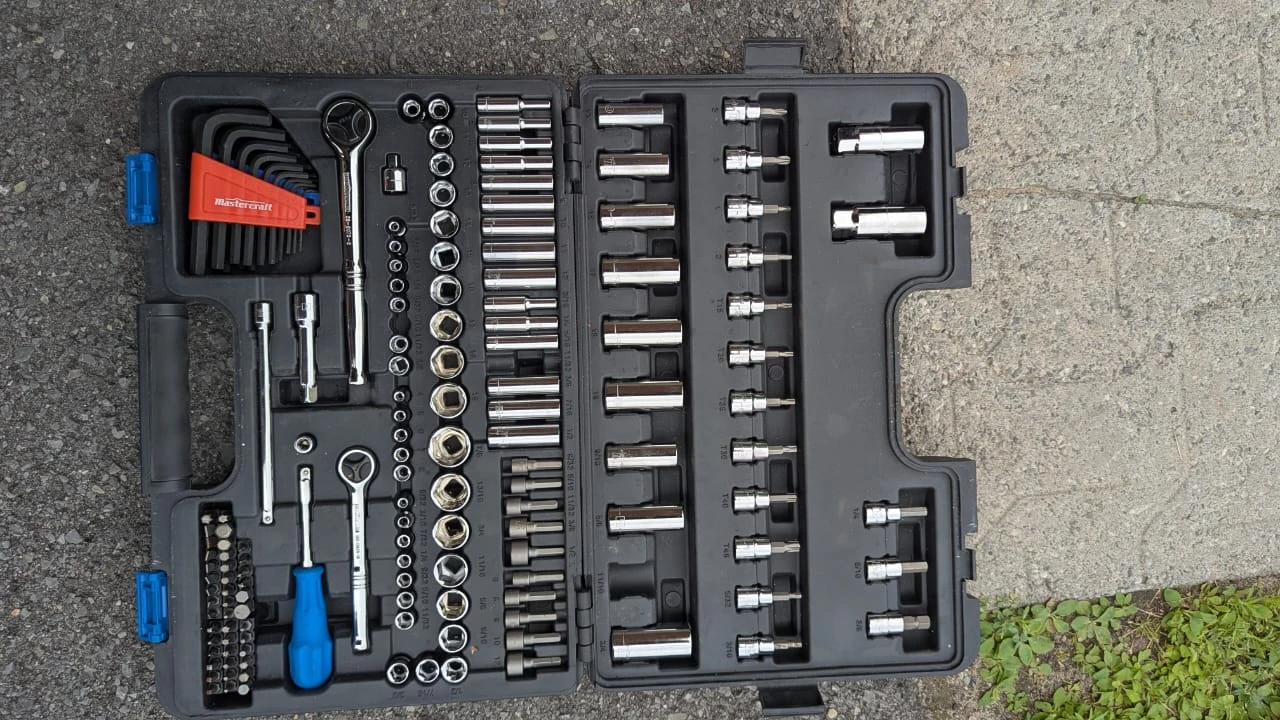 Mastercraft Socket Set