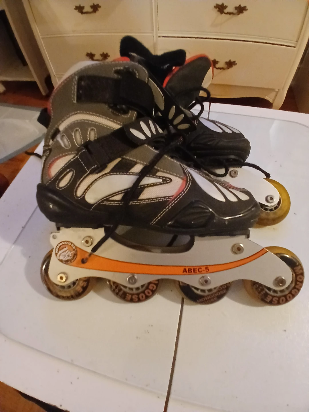 Mongoose Inline Skates