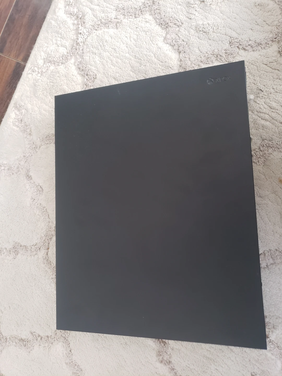 Xbox One X Console with Controllers. Doesn't show video.