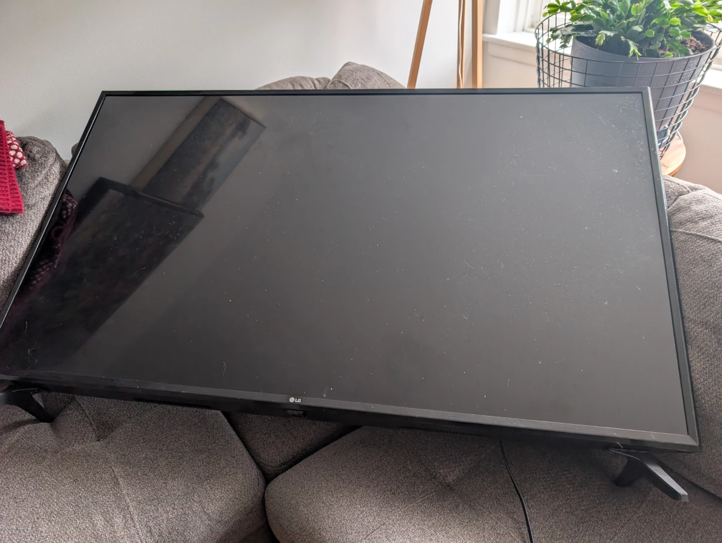 LG 55UM6910PUC 55" Smart TV - photo 2