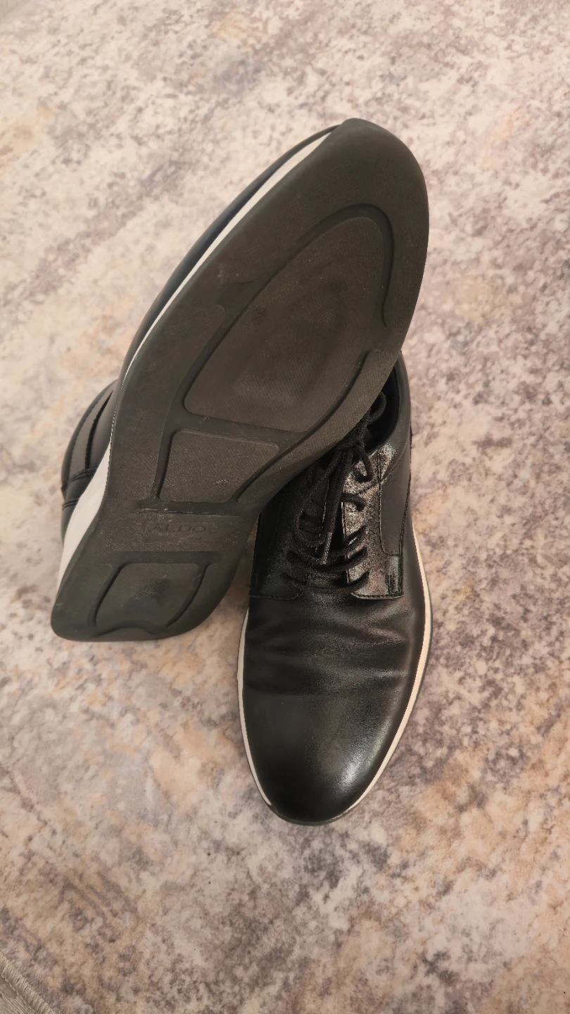 Black Leather Dress Shoes - Size 9.5 - photo 4