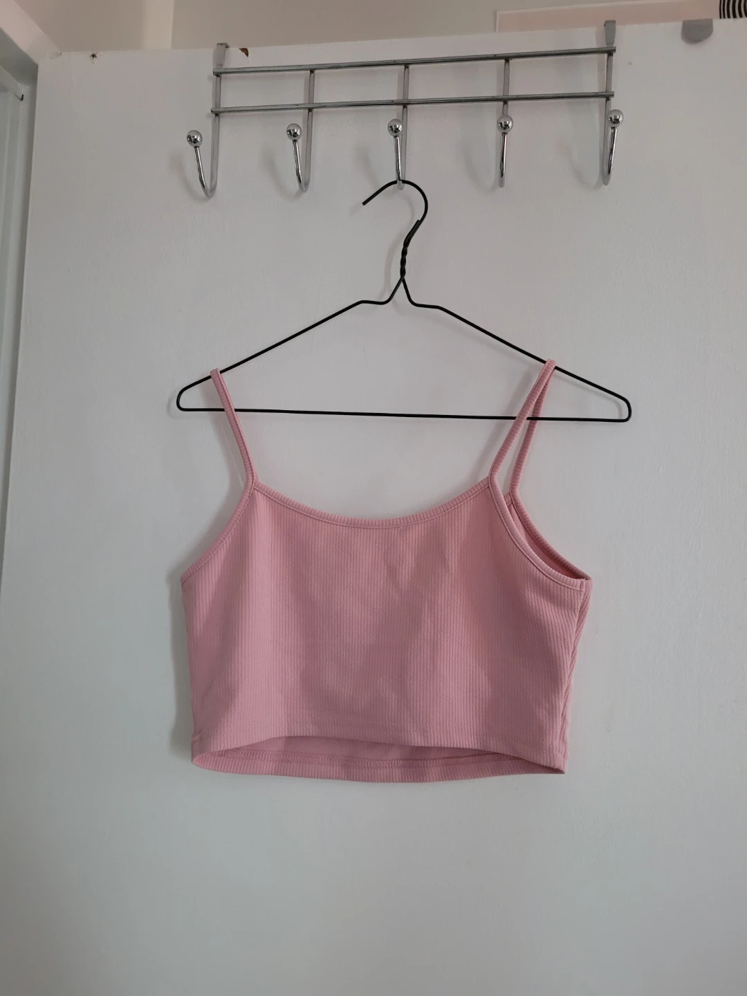 Pink ribbed crop top and leggings set - photo 2