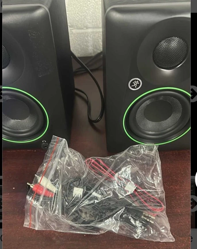 Mackie CR3.5 Creative Reference Studio Monitors - photo 3