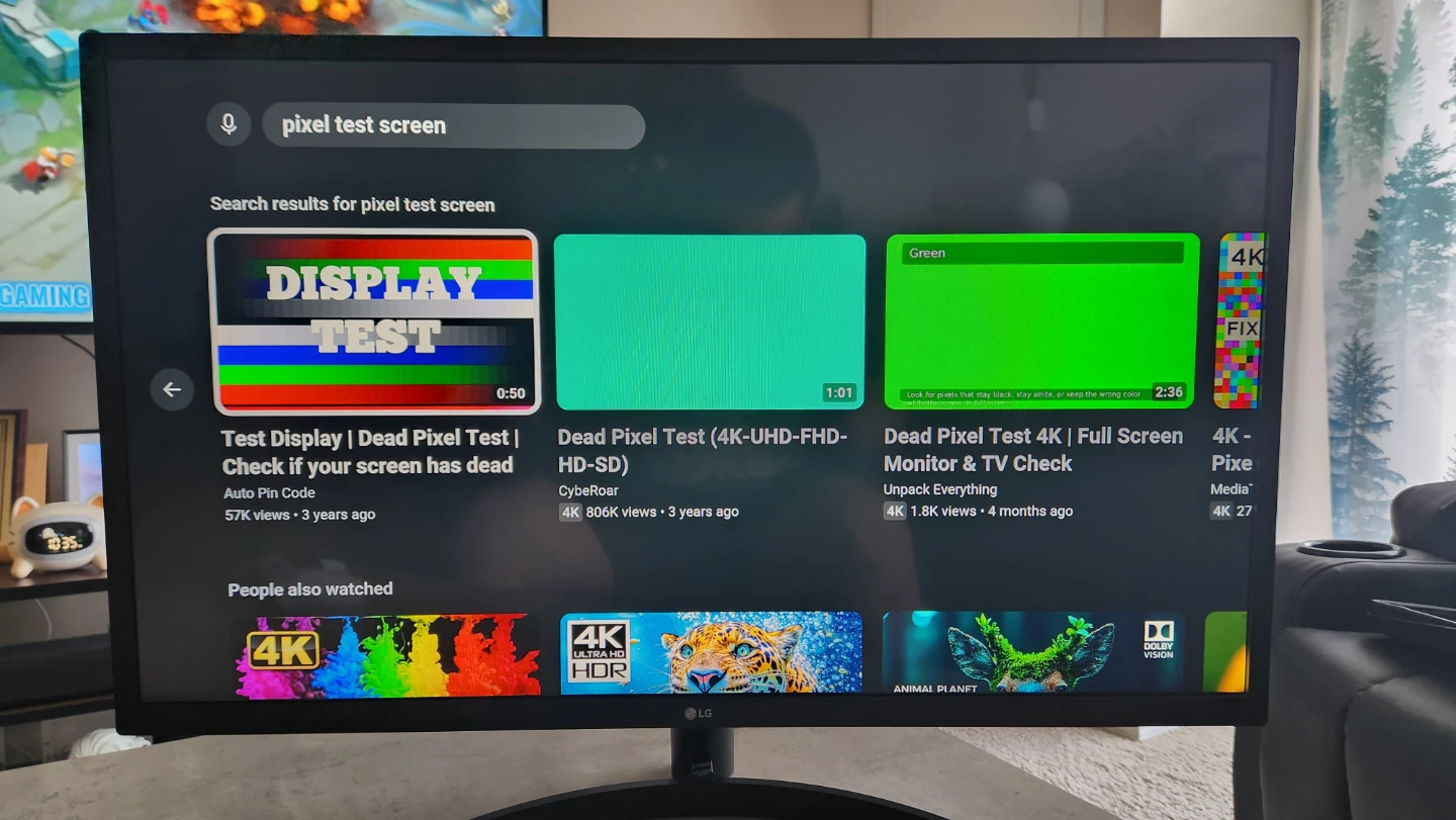 32" LG Monitor with Subwoofer Speakers - photo 5