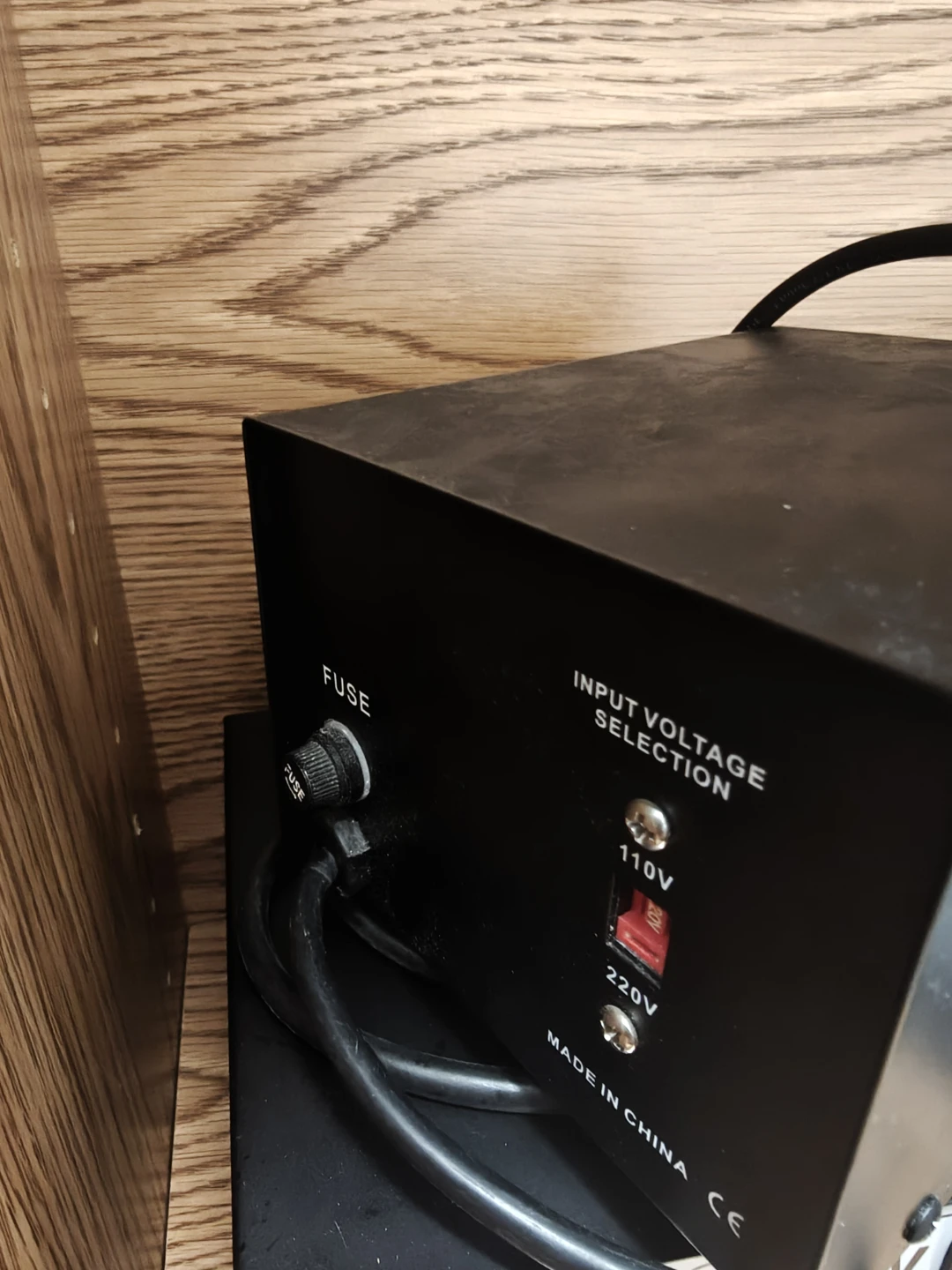 Simran AC-500W Step Up & Down Voltage Transformer - photo 2