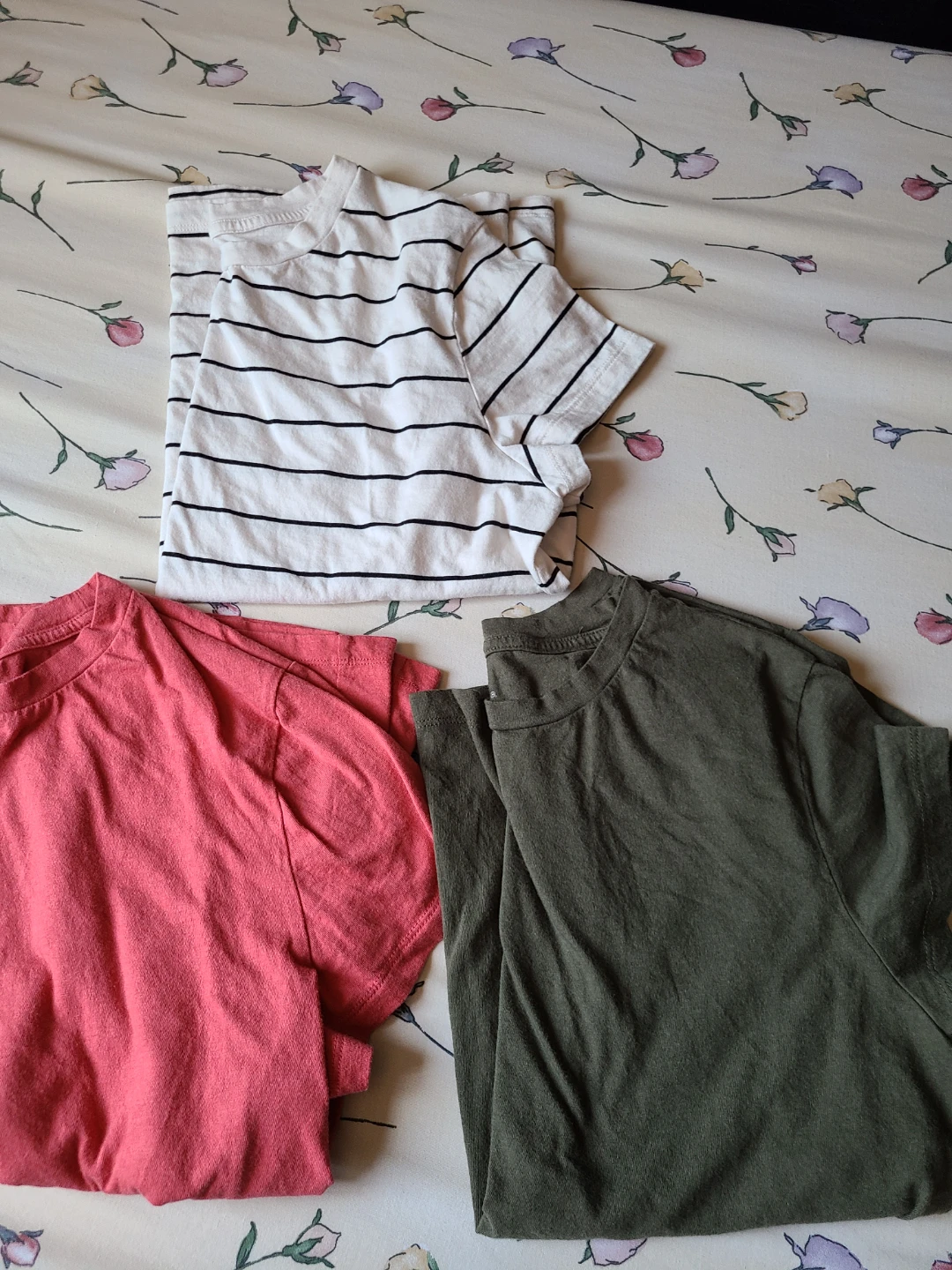 NWOT Women's cotton tees M