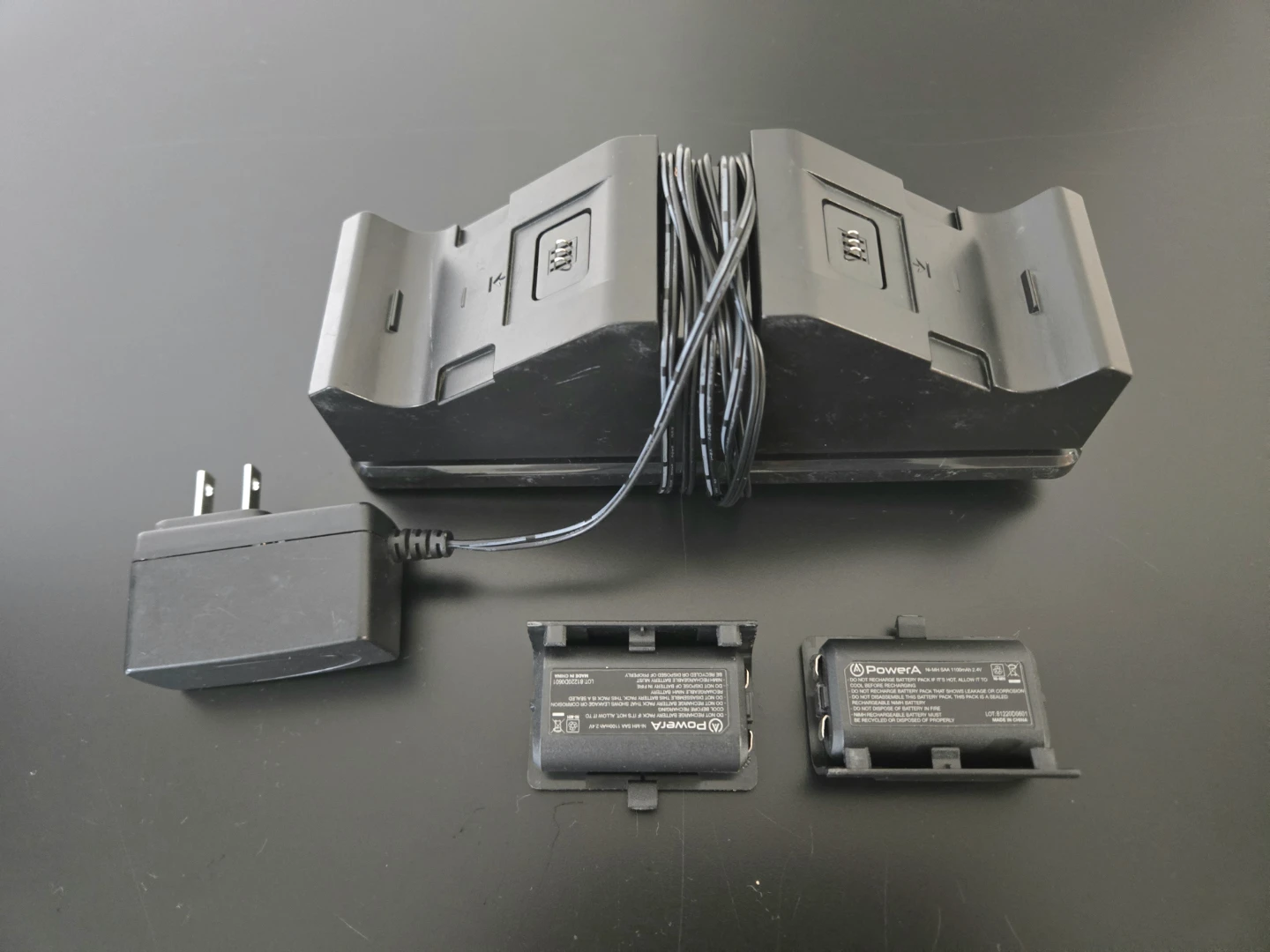 PowerA Dual Charging Dock for Xbox One + 2 Batteries