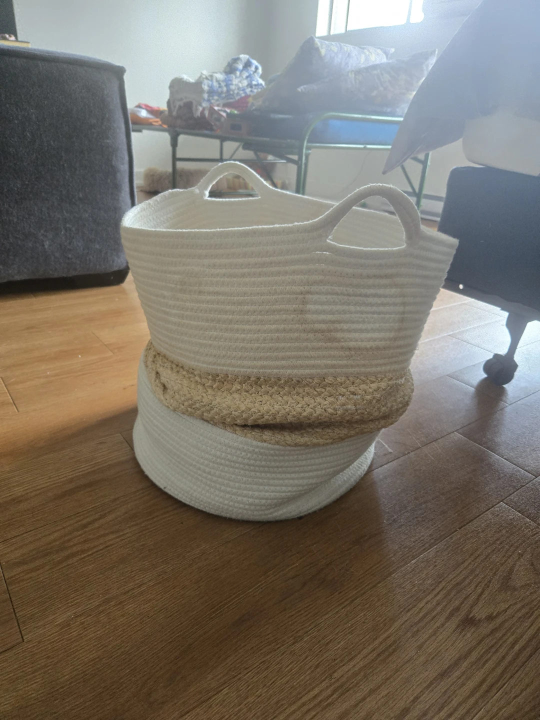 Decorative Throw Pillows & Storage/laundry basket - photo 2