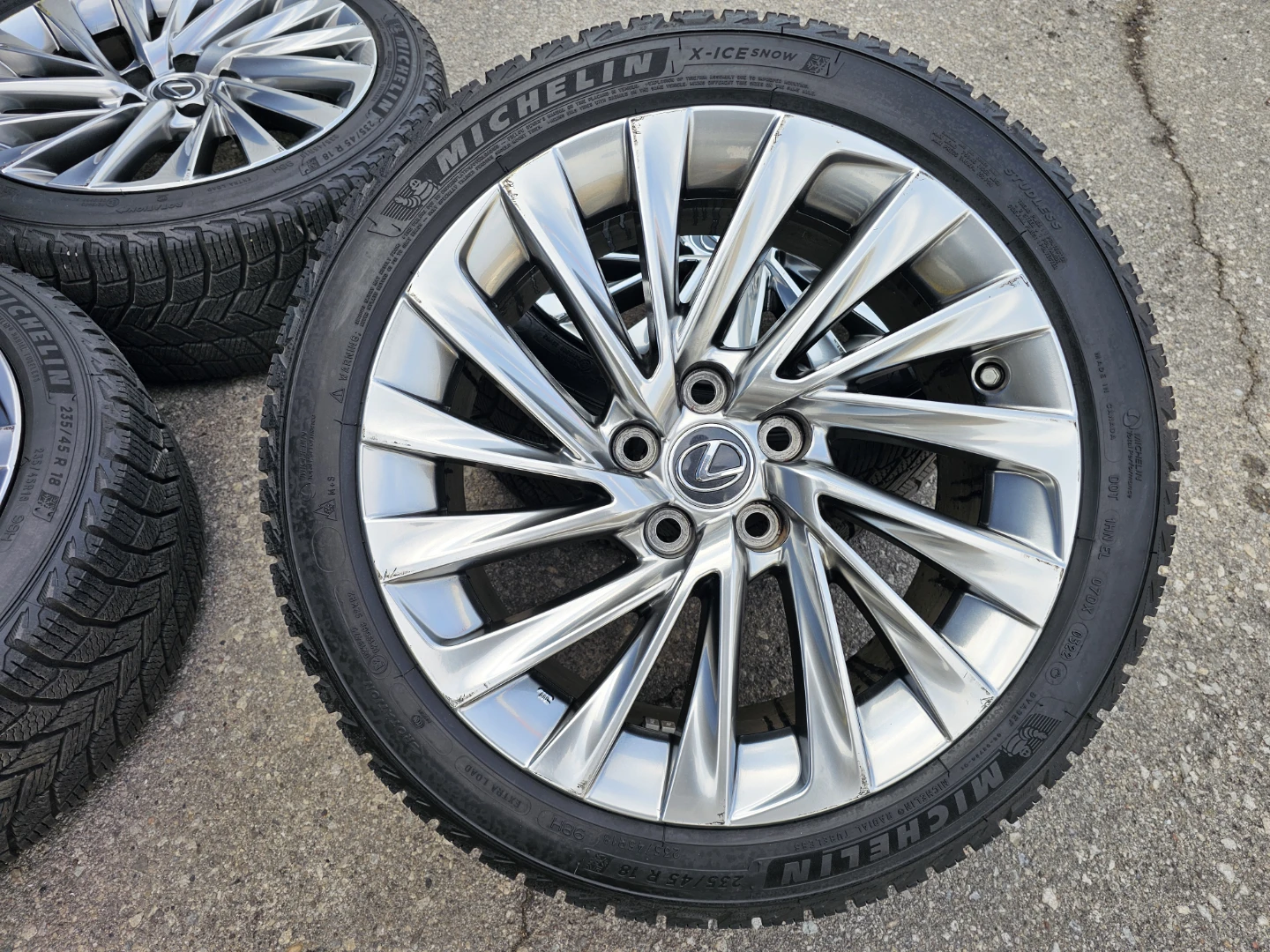 LEXUS ES, IS WINTER TIRES ON O.E.M RIMS - photo 5