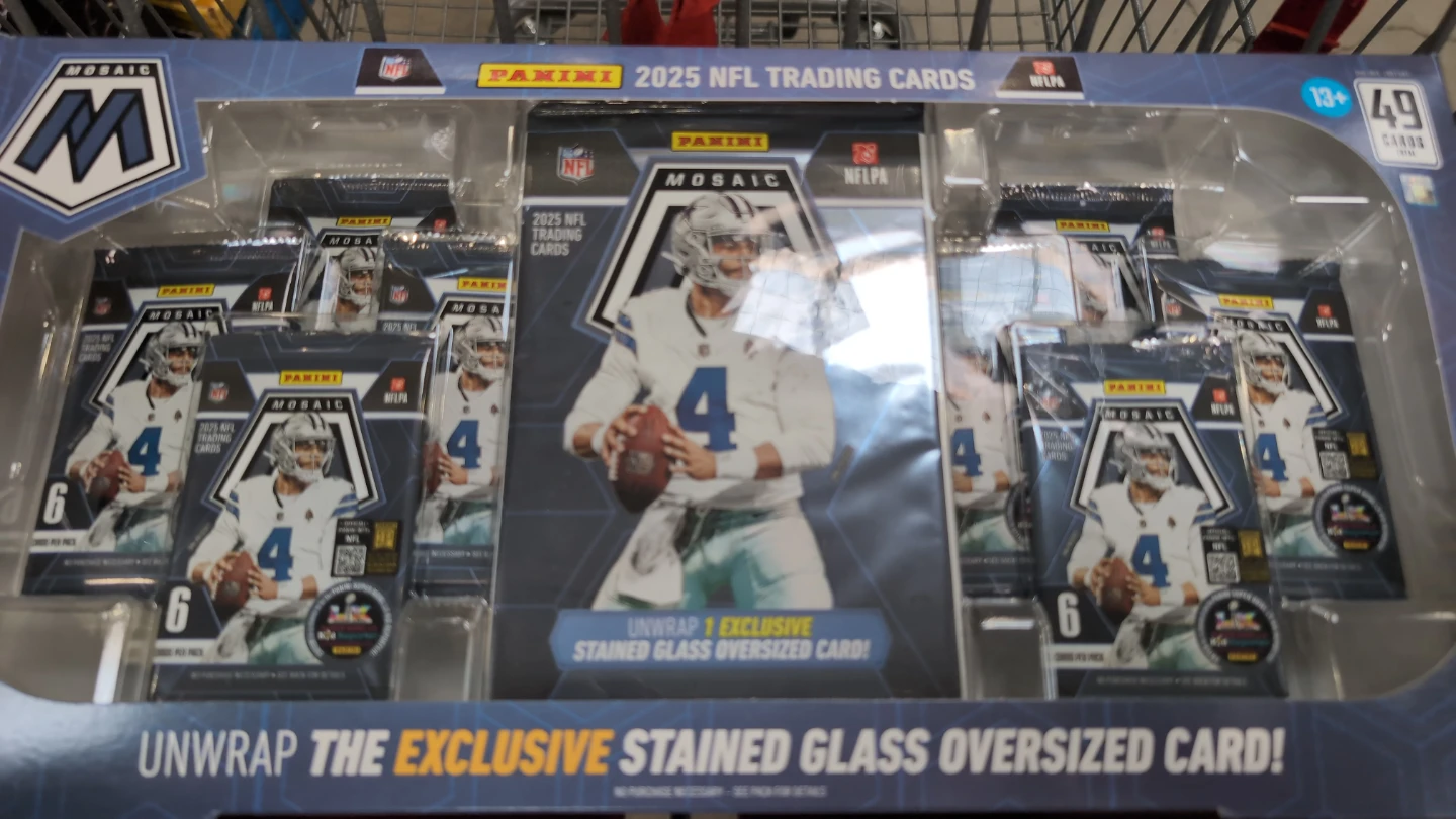 2025 Panini Mosaic NFL Football Trading Cards Mega Box - photo 2