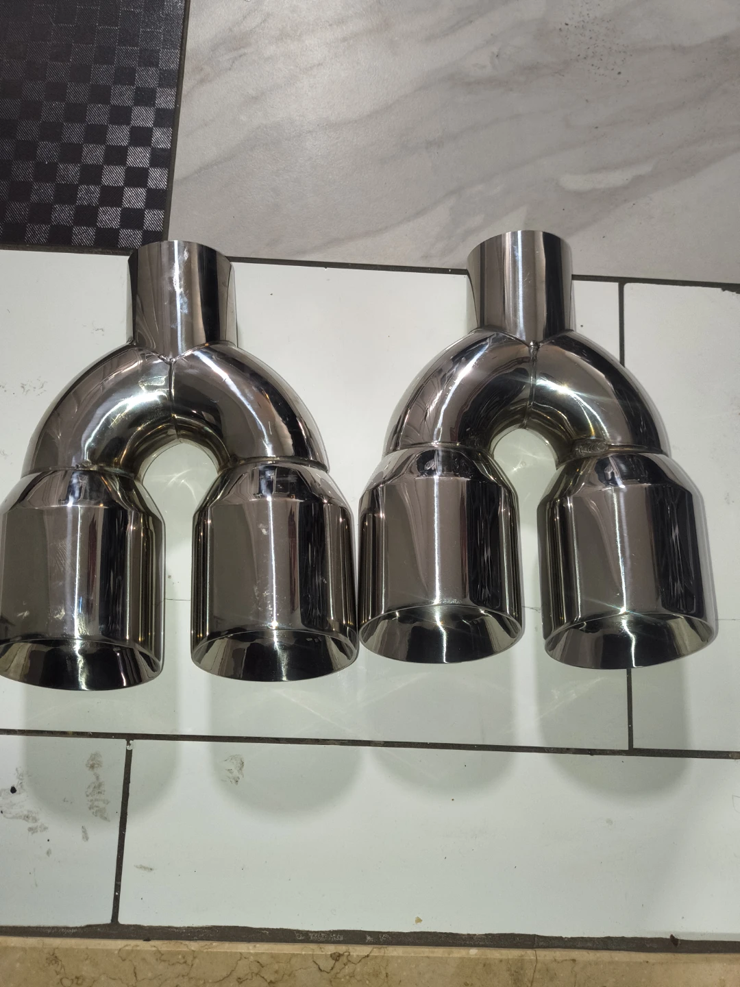 Quad Exhaust Tips - Chrome