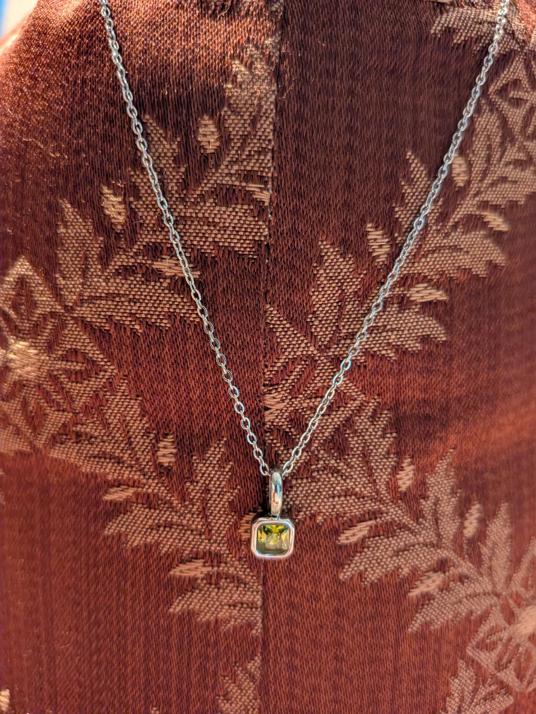 Silver Necklace with Green/Peridot Pendant