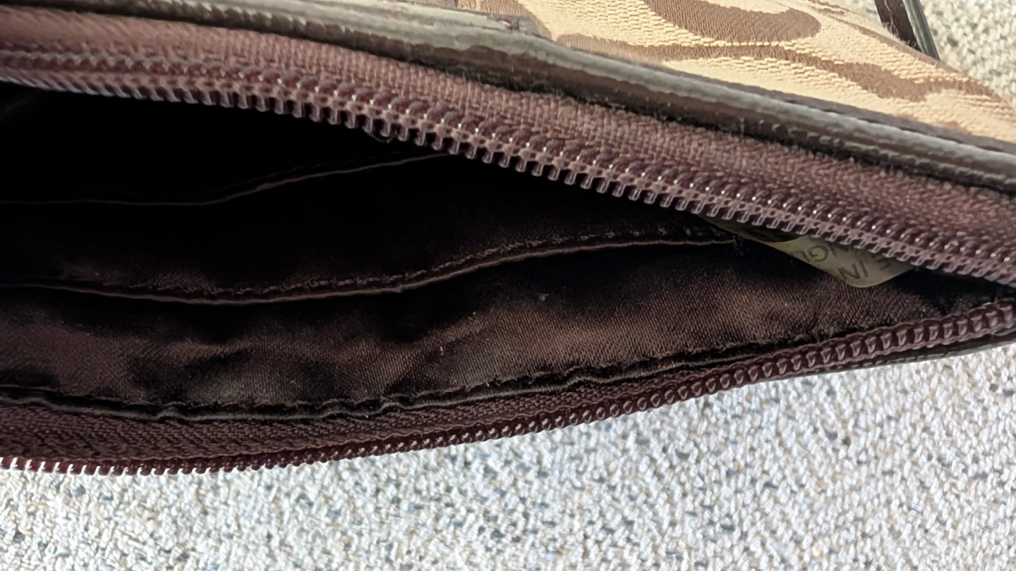 Coach Wristlet Pouch - photo 4