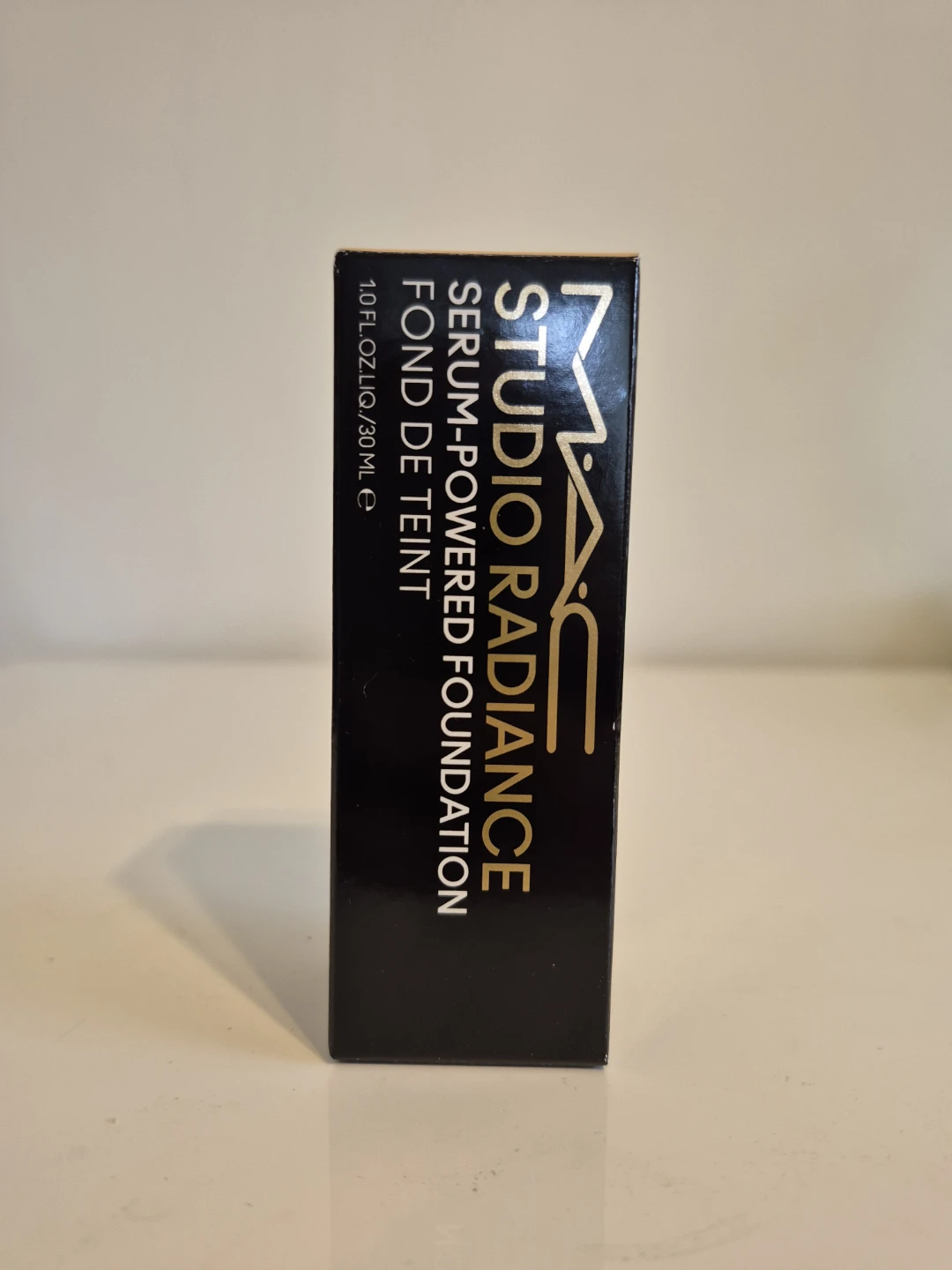 MAC Studio Radiance Serum-Powered Foundation