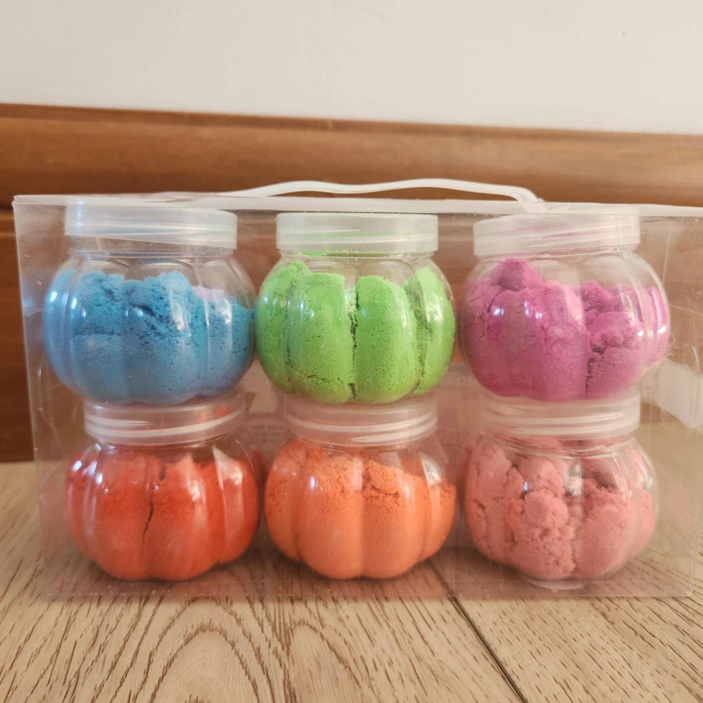 Colored kinetic sand - photo 2