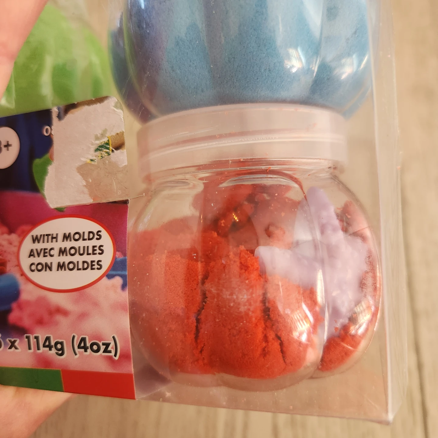 Colored kinetic sand - photo 3