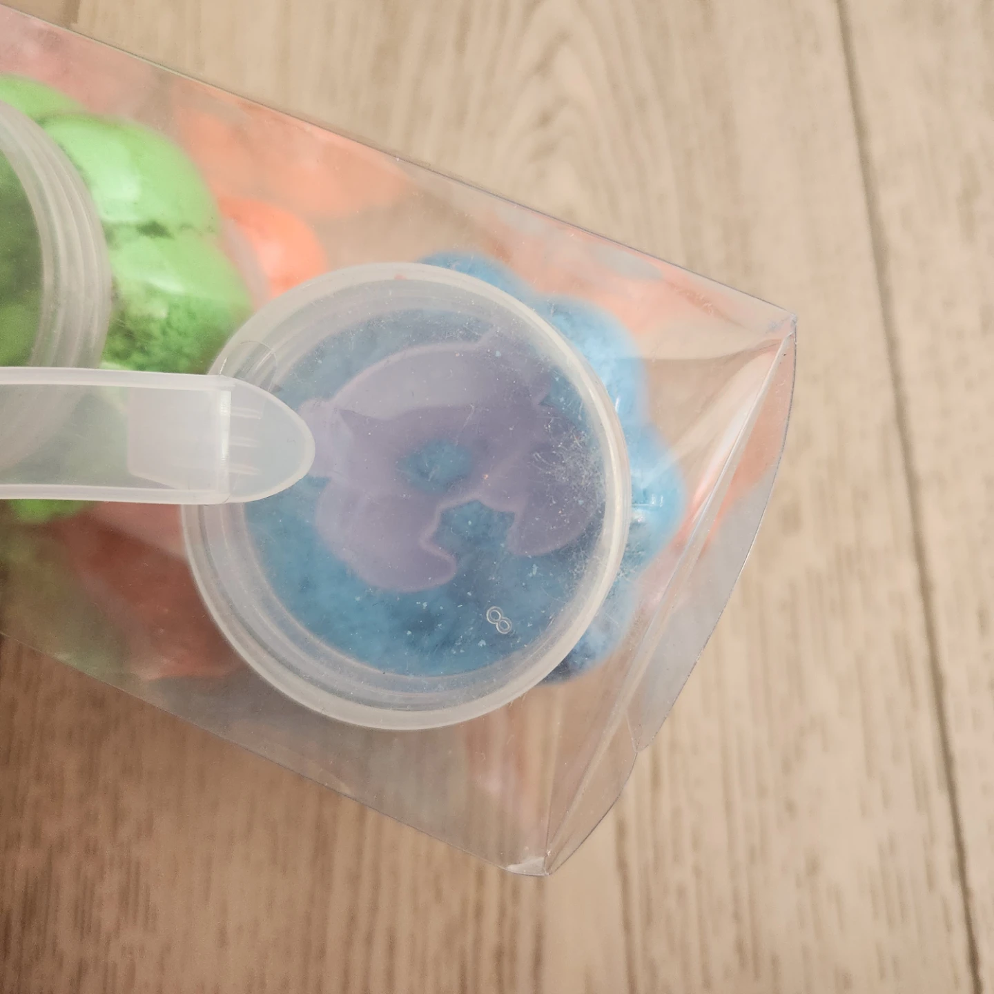 Colored kinetic sand - photo 4