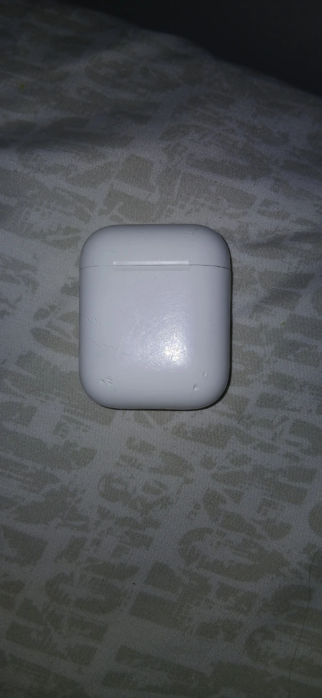Apple AirPods (2nd gen) - photo 2