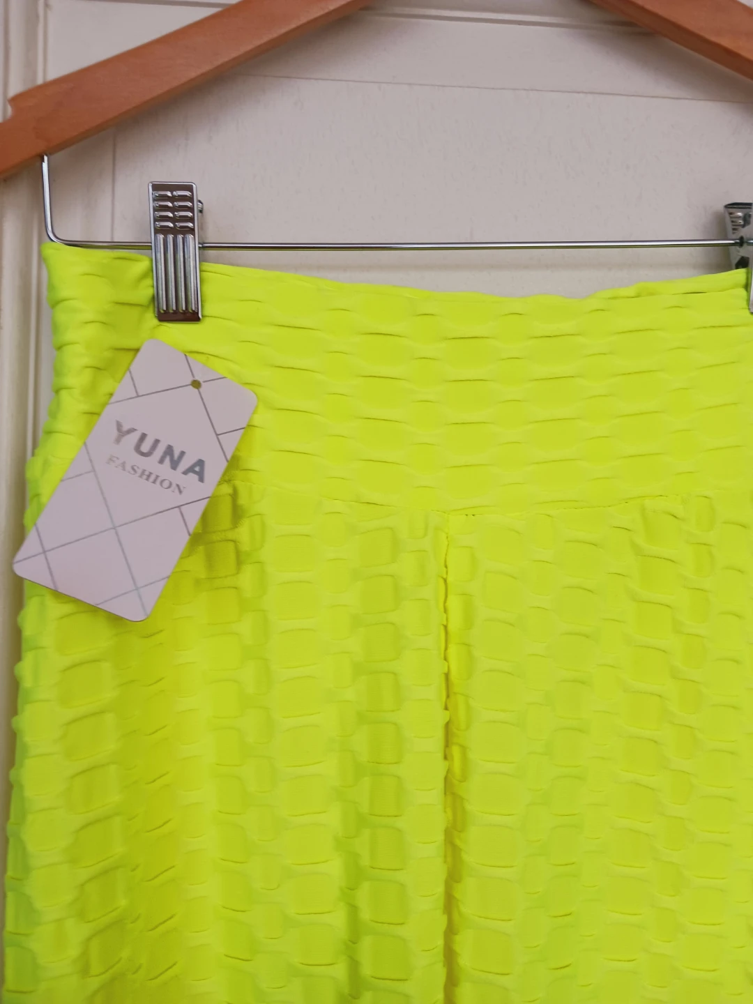 New!!!  Neon Yellow Textured Leggings S/M - photo 3