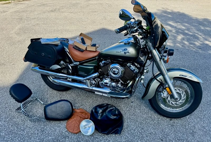 2001 Yamaha V-star motorcycle