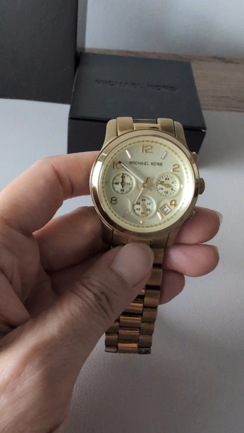 Michael Kors Gold tone Runway Chronograph Watch MK5055 - photo 3