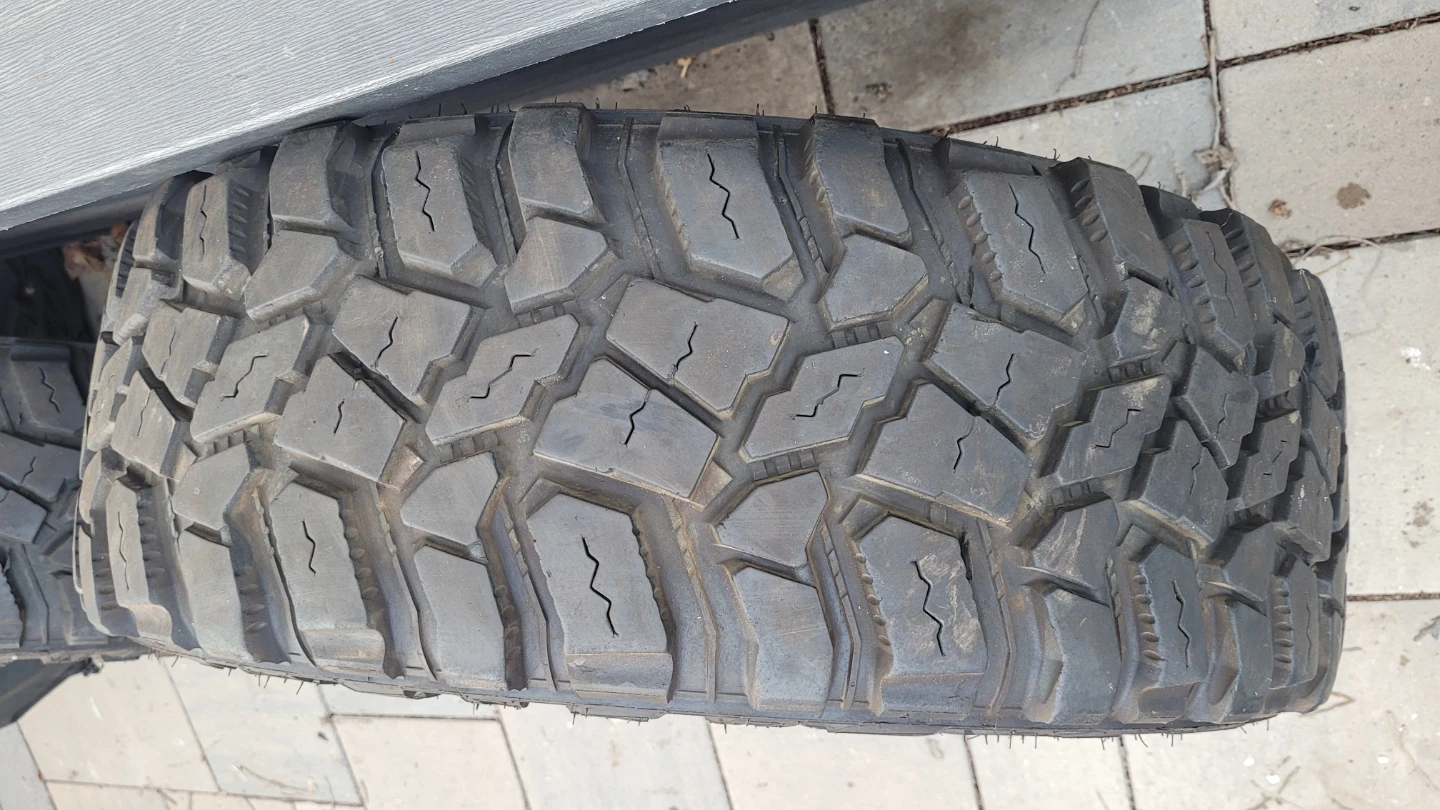 Cooper Discoverer STT PRO Tires LT265/75R16 (Set of 4) - photo 4