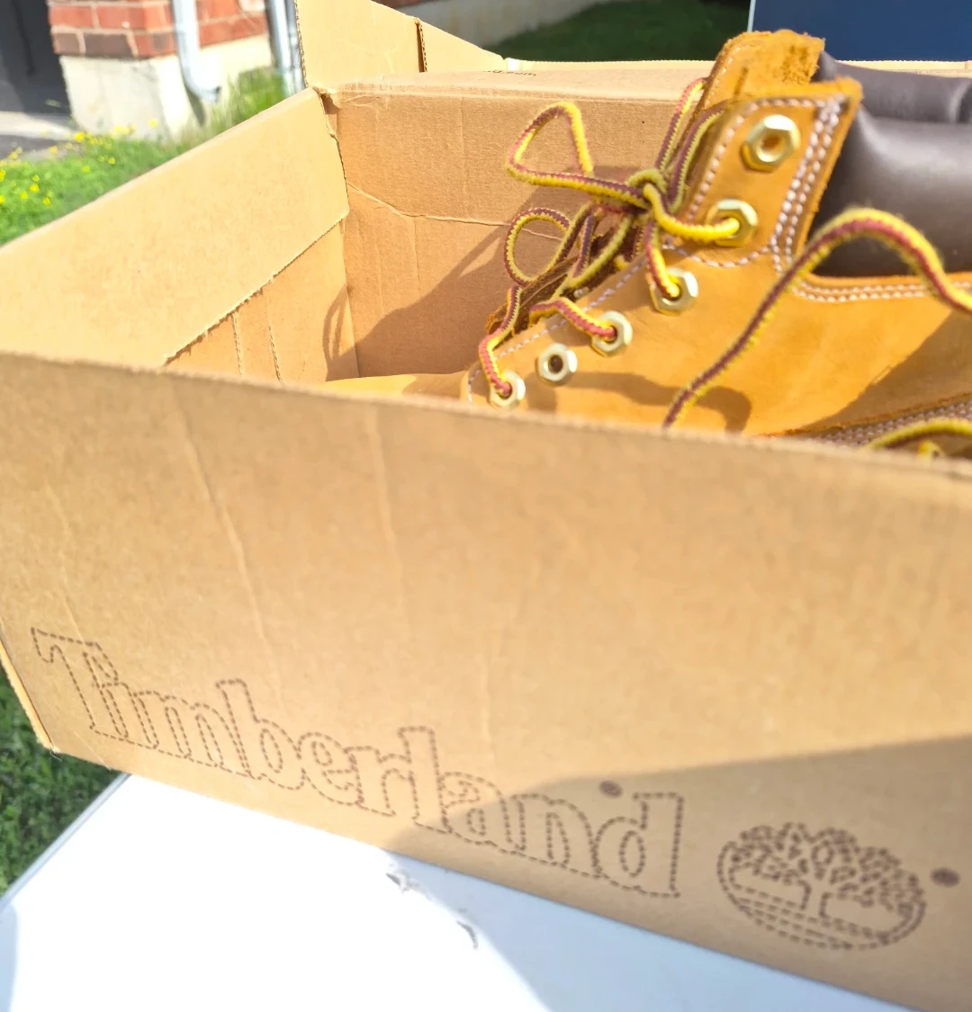 Timberland Yellow Boots Size 1M - photo 3