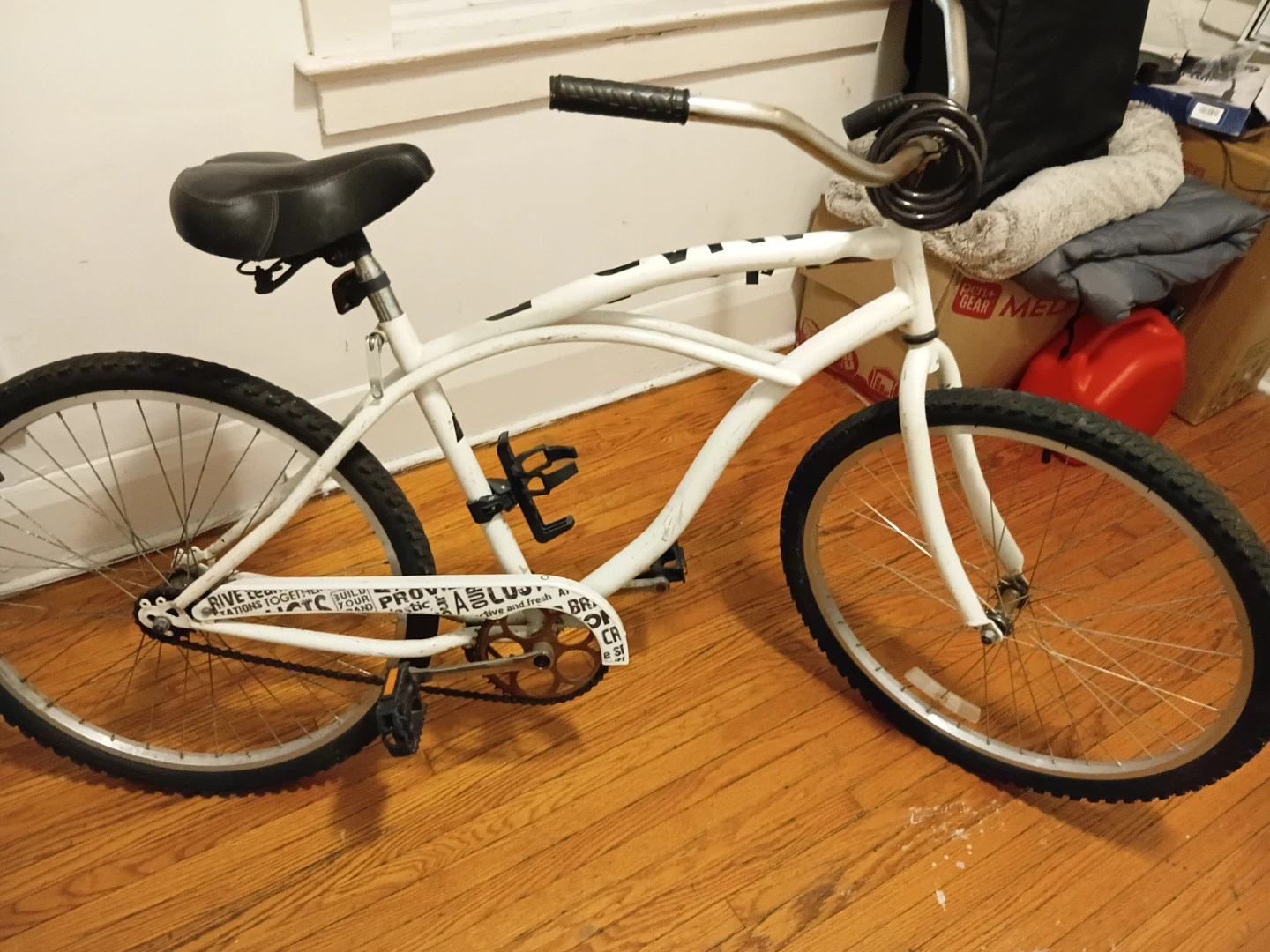 White Cruiser Bicycle - photo 3