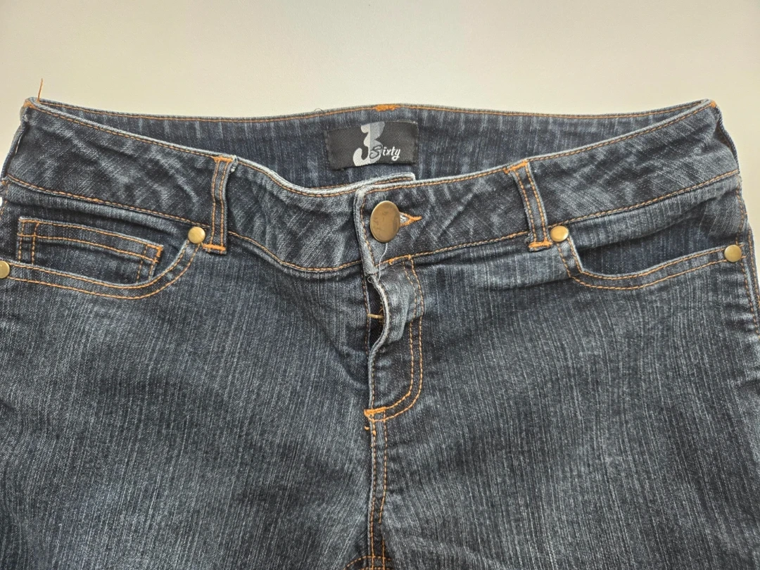 3 Sixty Women's Capri Jeans Size 7 - photo 2