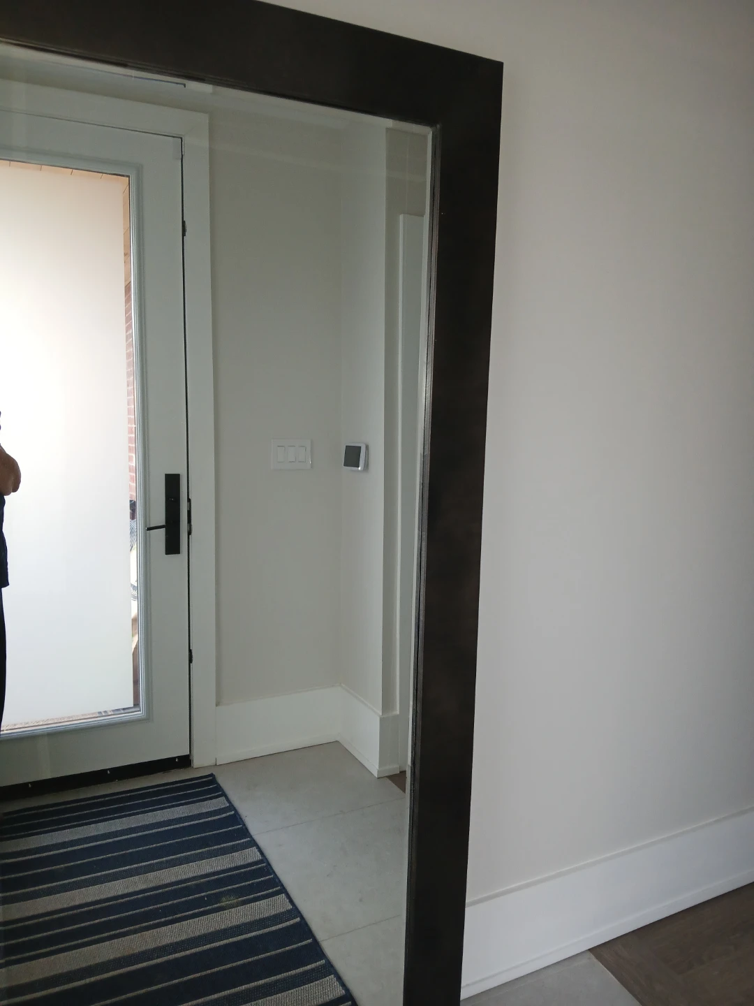 Sunpan Ventura Floor Mirror - photo 2