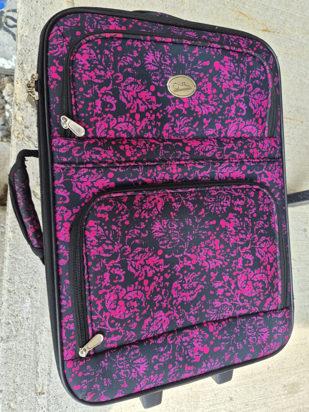 Rolling Suitcase, Travel ready - photo 2