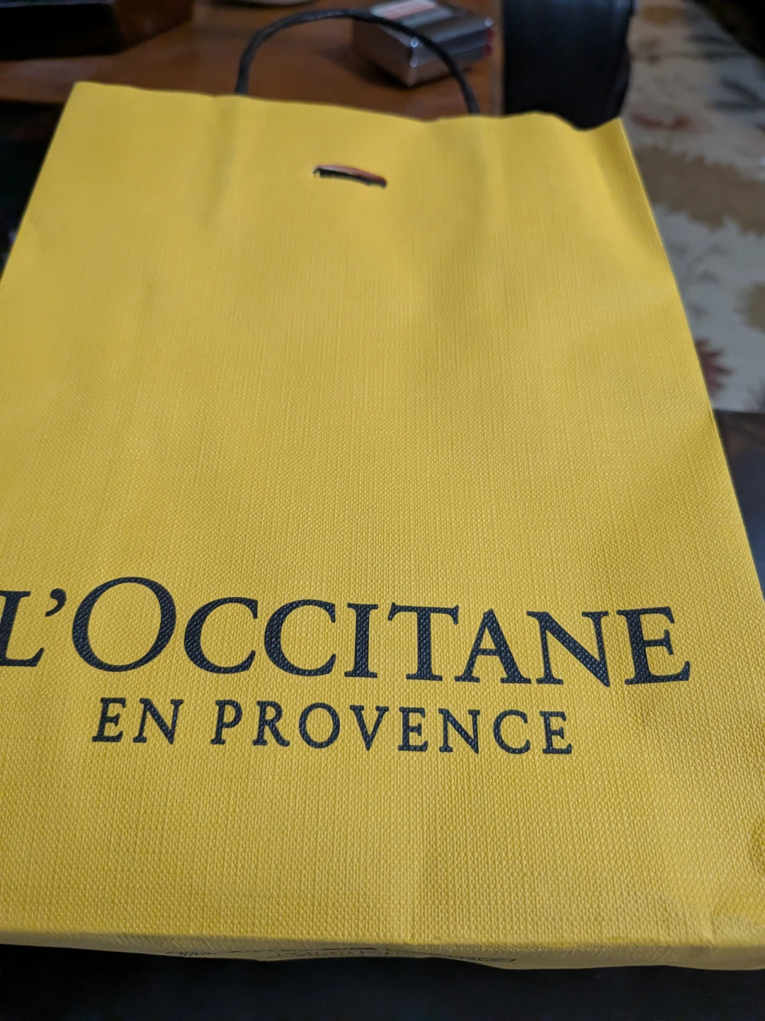 L'Occitane Immortelle Divine 12 sample packs.