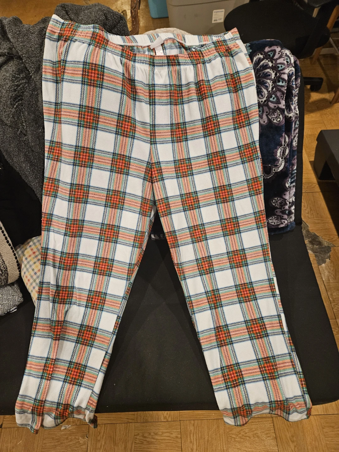 Wondershop at Target Women's 1X Plaid Sleepwear Pants