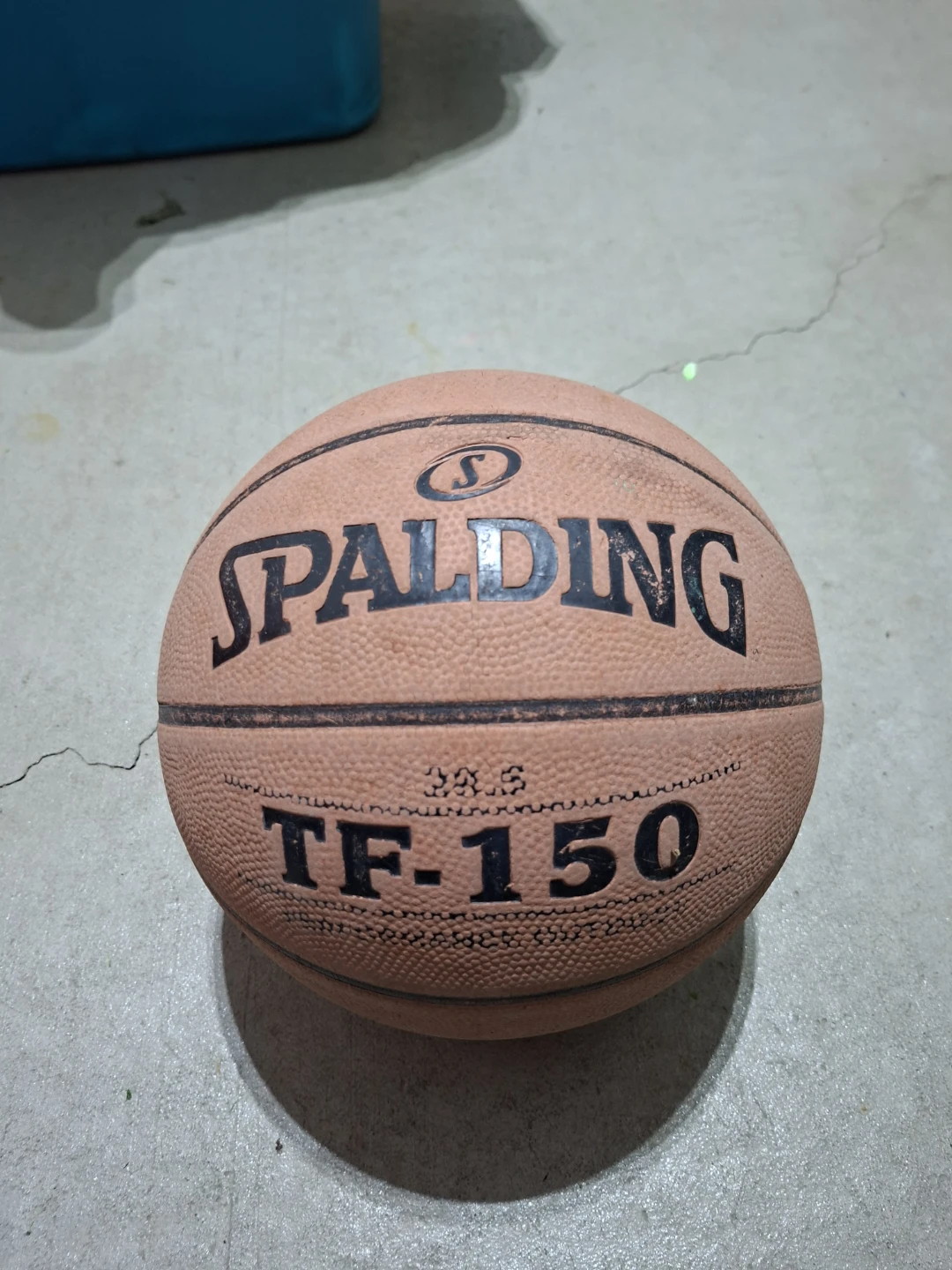 Spalding TF-150 Basketball
