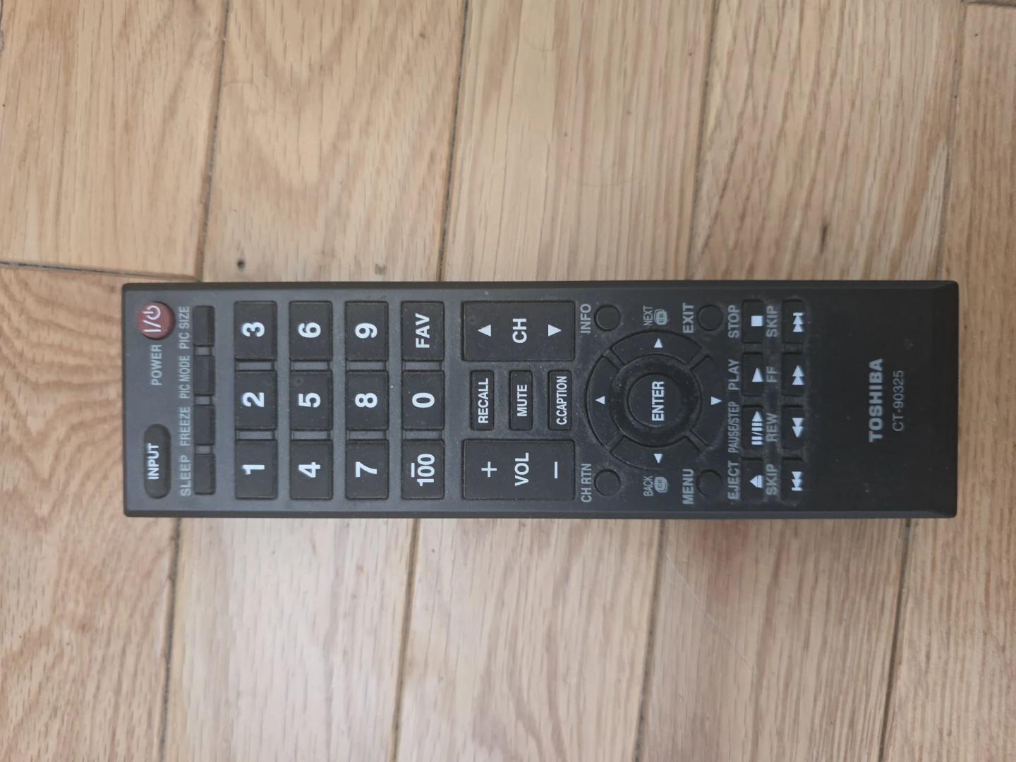 Toshiba 19" LCD Television - photo 2
