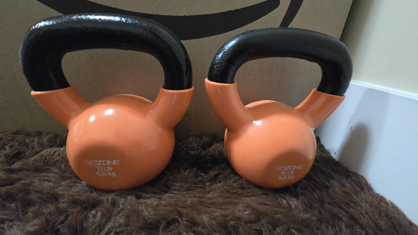 🔥 Home Gym Bundle – 2×15 lb Kettlebells + 2×10 lb Dumbbells - photo 2