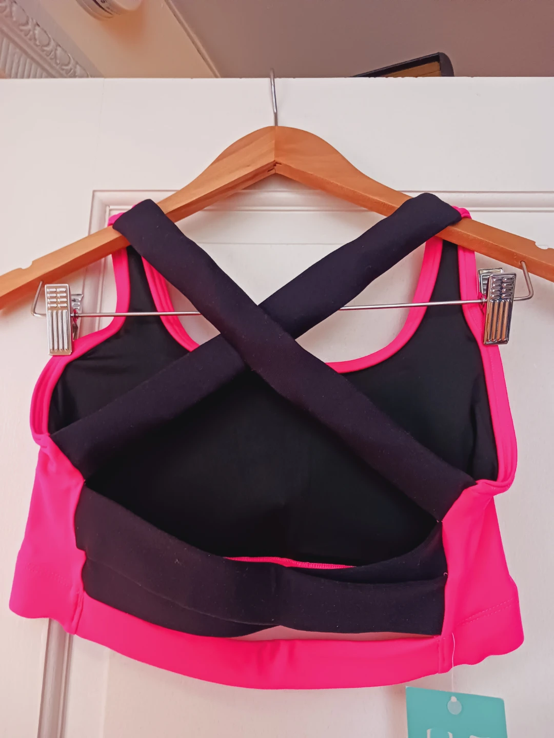 New !!!  Hypnotize 🔥Hot Pink Sports Bra. M. - photo 5