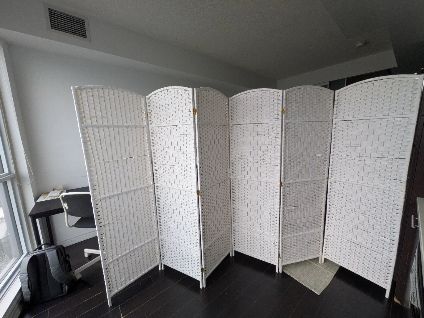 White 6-Panel Woven Room Divider Screen - photo 3