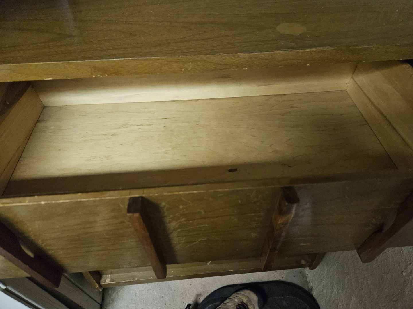 Wooden dresser with 4 drawers - photo 3