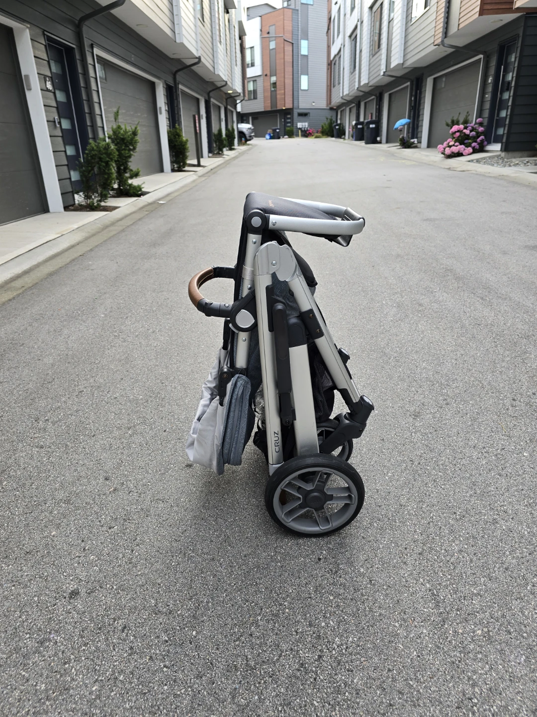 Freshly Washed, UPPAbaby Vista V2 Stroller, Grey - photo 3