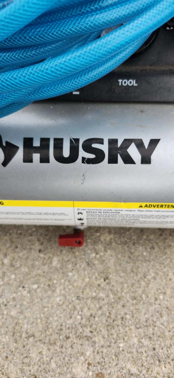 Husky Air Compressor with Blue Hose - photo 2