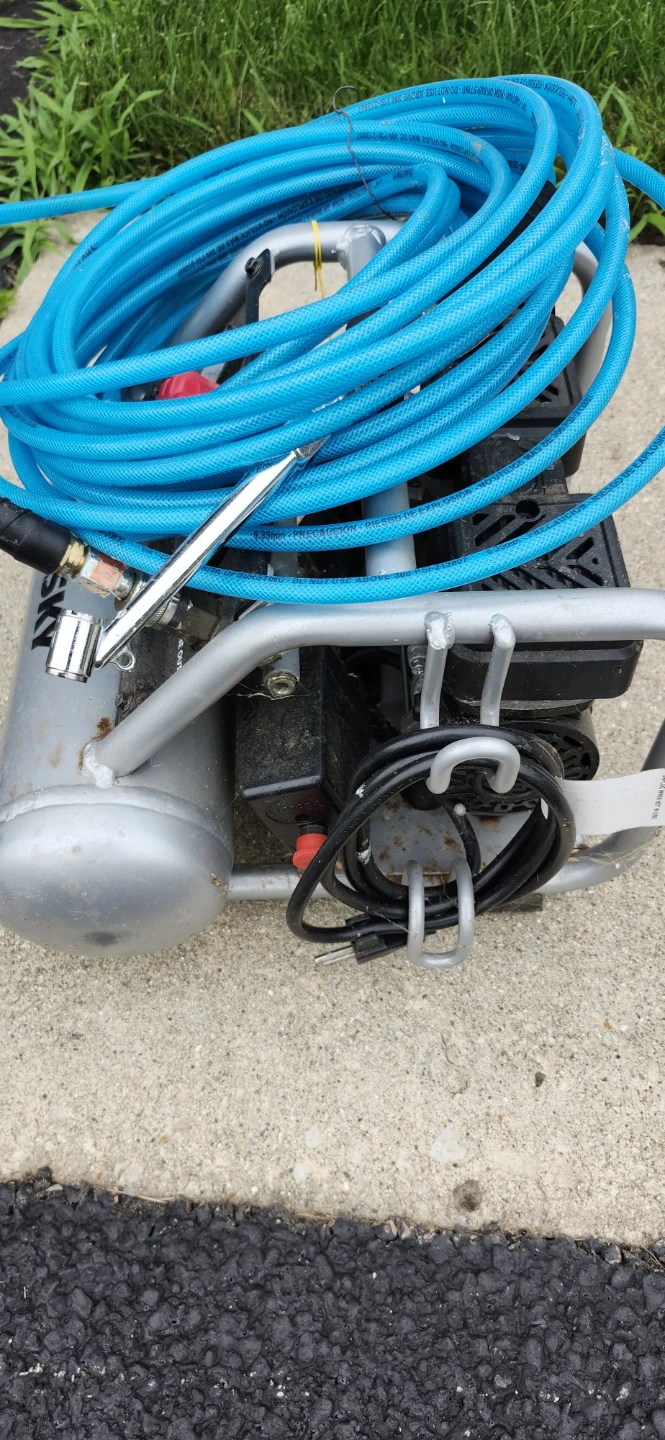 Husky Air Compressor with Blue Hose - photo 4