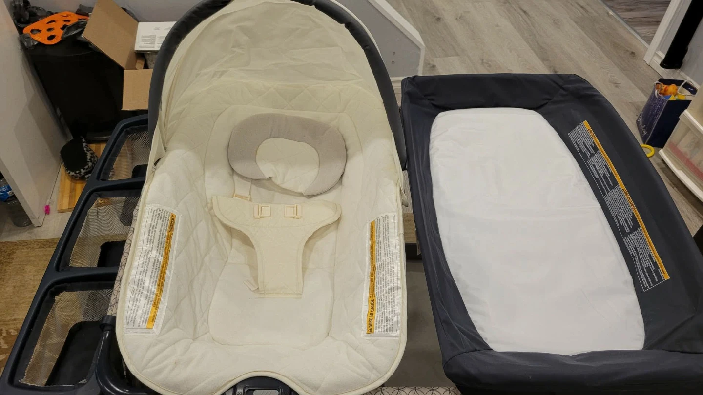 Graco Pack 'n Play Playard with Bassinet