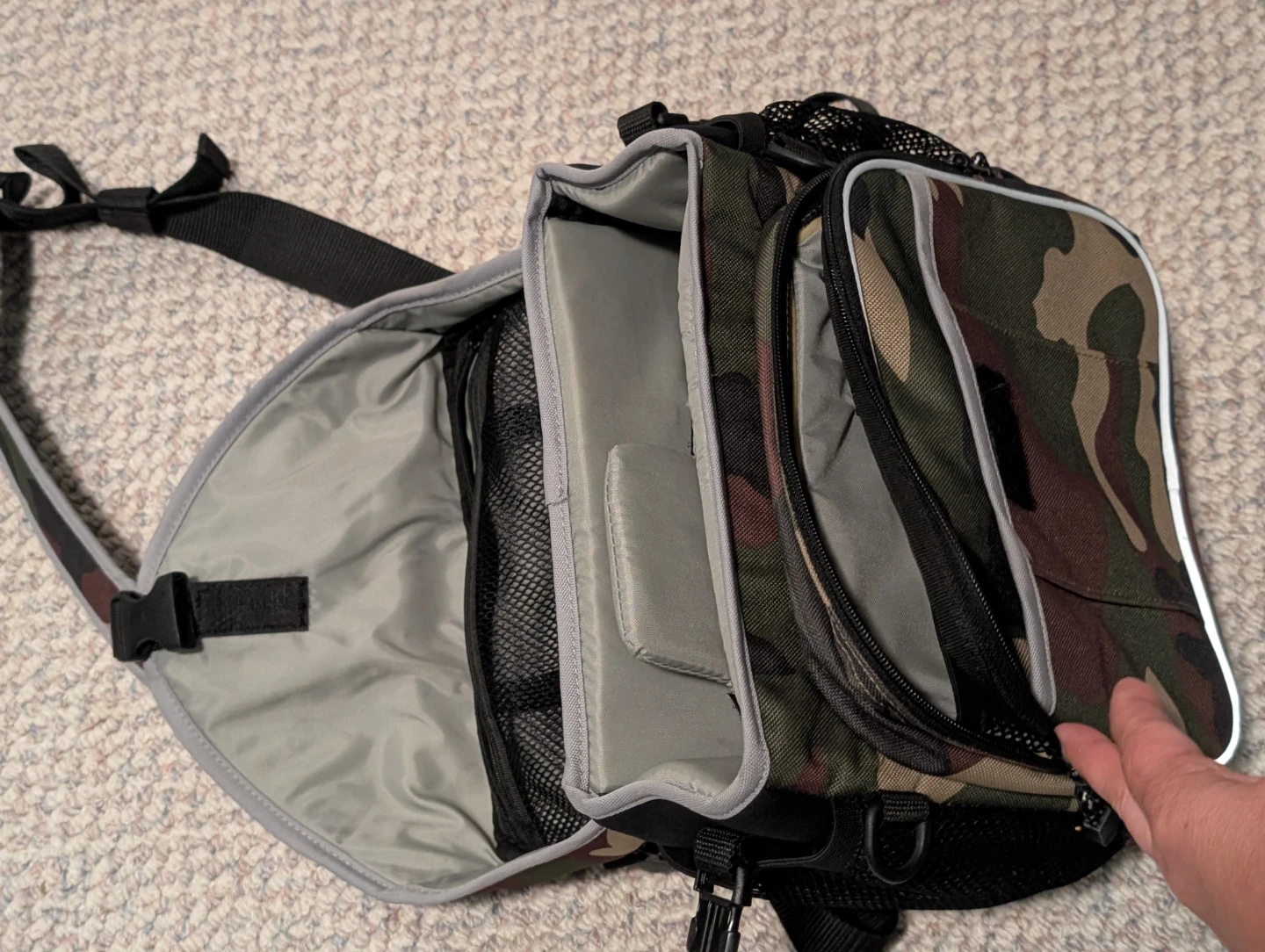 Adorama Slinger Camera Bag - Camo - photo 5