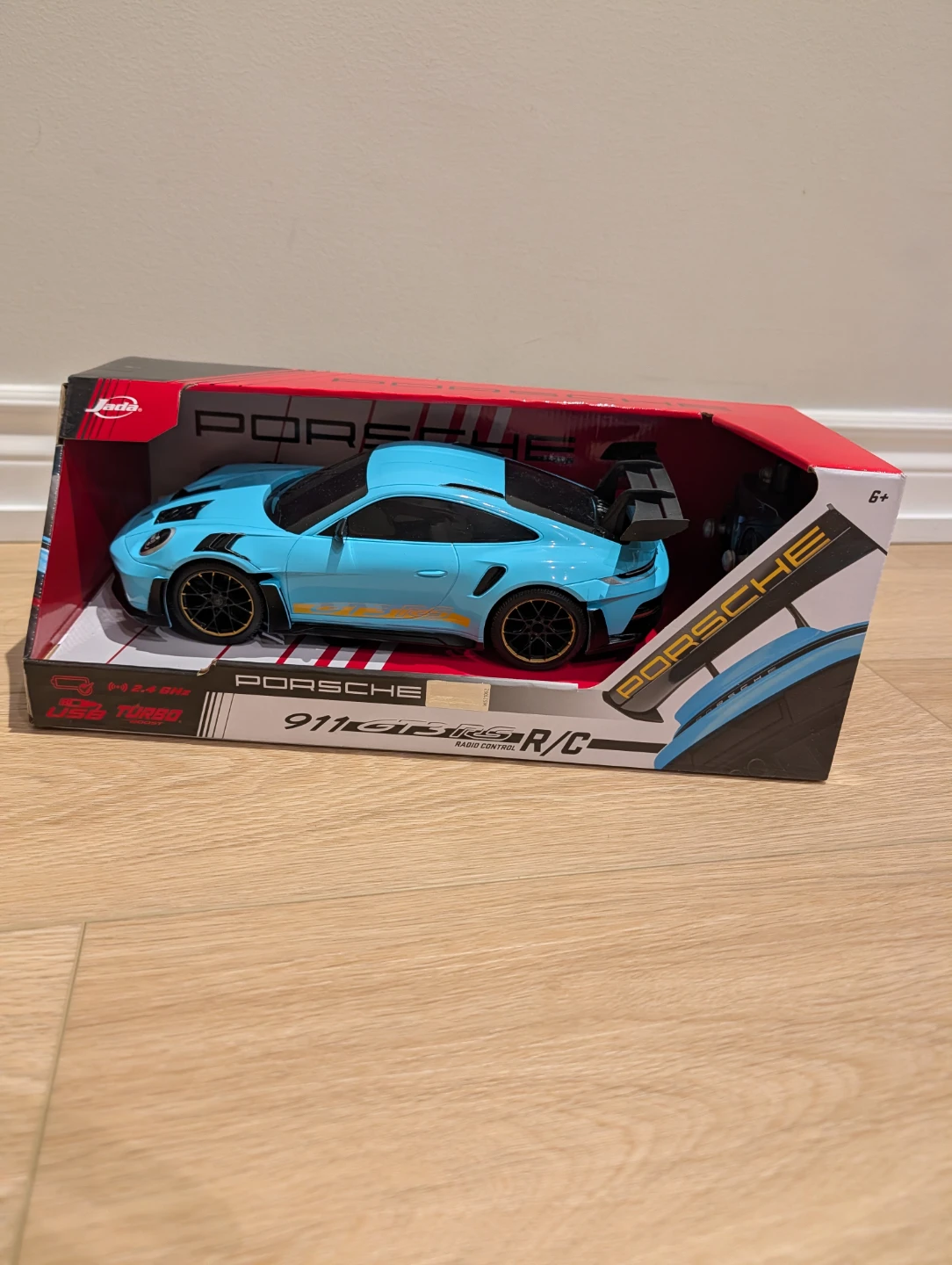 Jada Toys Porsche 911 GT3 RS R/C Radio Control Car
