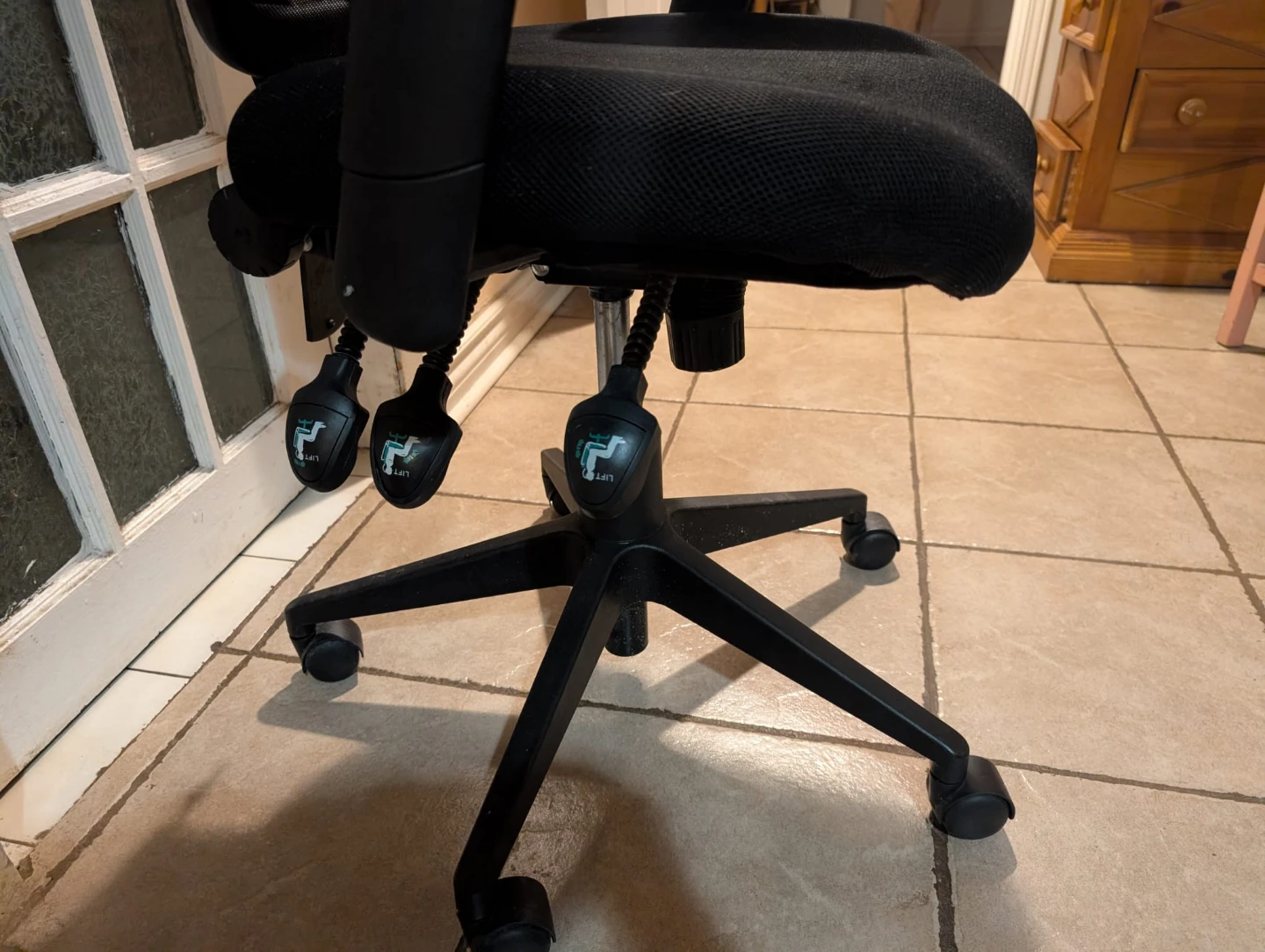 Black Ergonomic Office Chair - photo 5