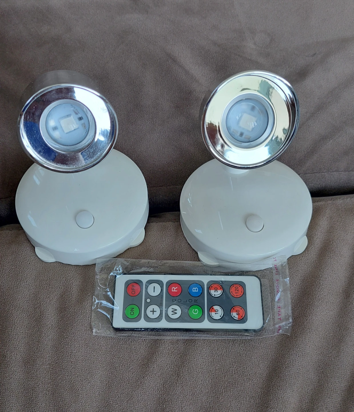 Battery Operated LED Puck Lights with Remote Control (2 Pack)