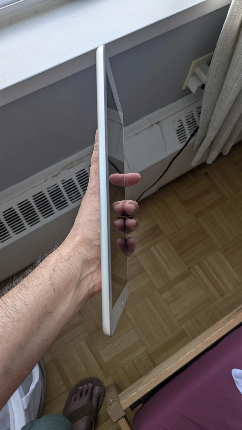 Apple iPad (5th Gen) 32GB Silver - photo 4