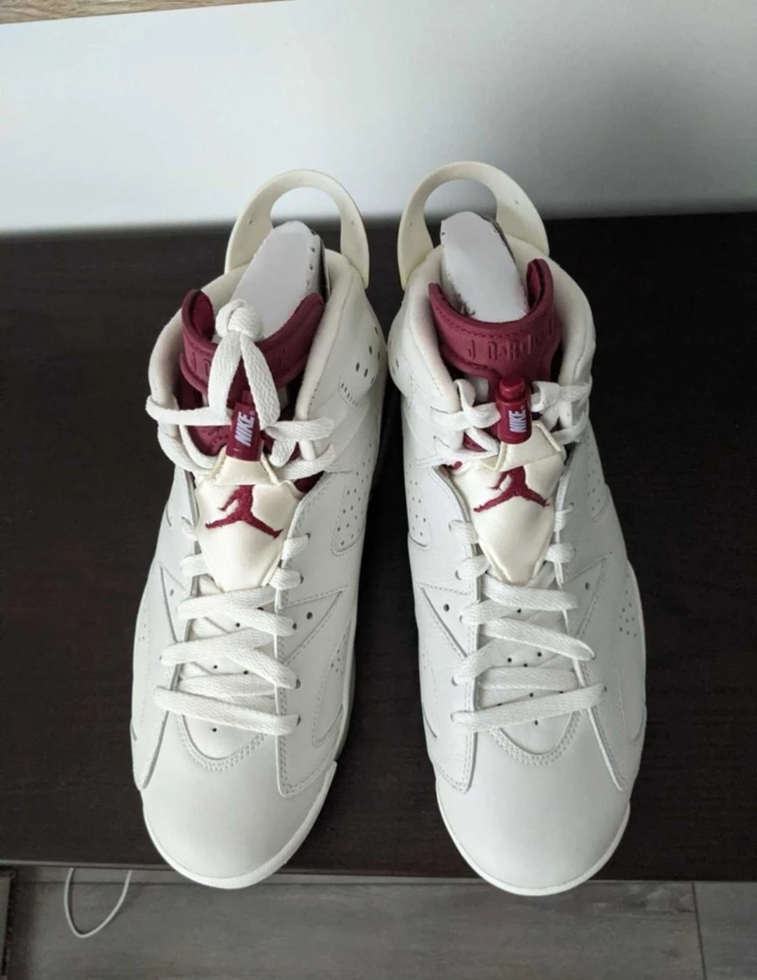 Jordan Air Jordan 6 Retro "Maroon" sneakers - photo 3