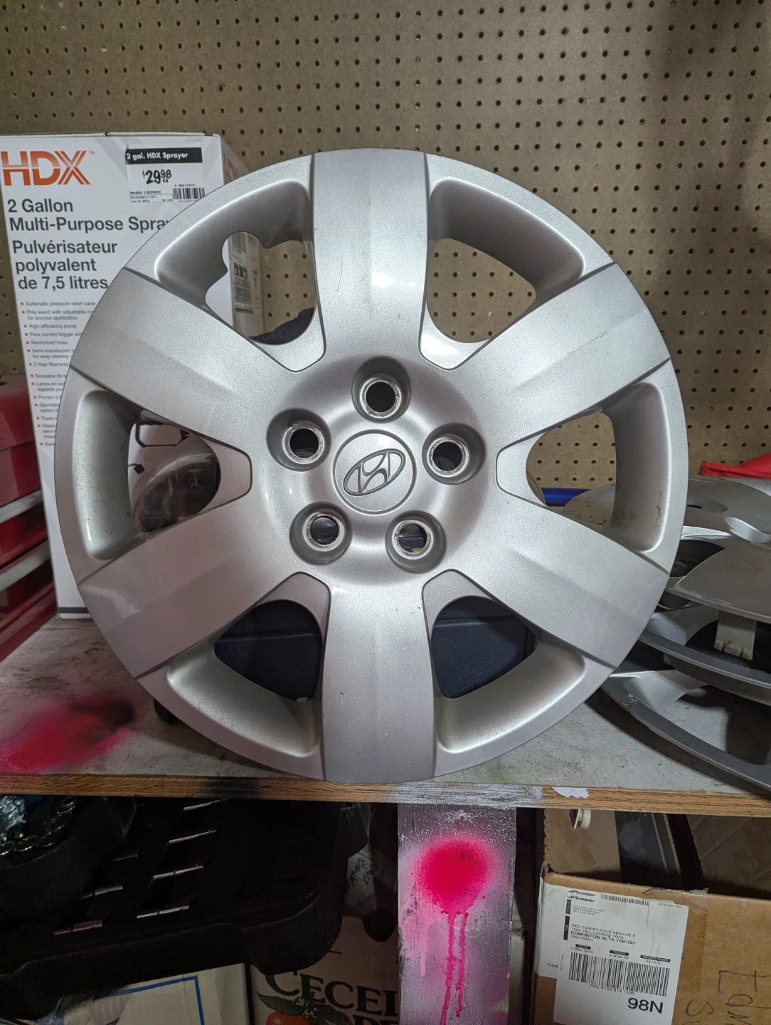 Hyundai 16" hubcaps